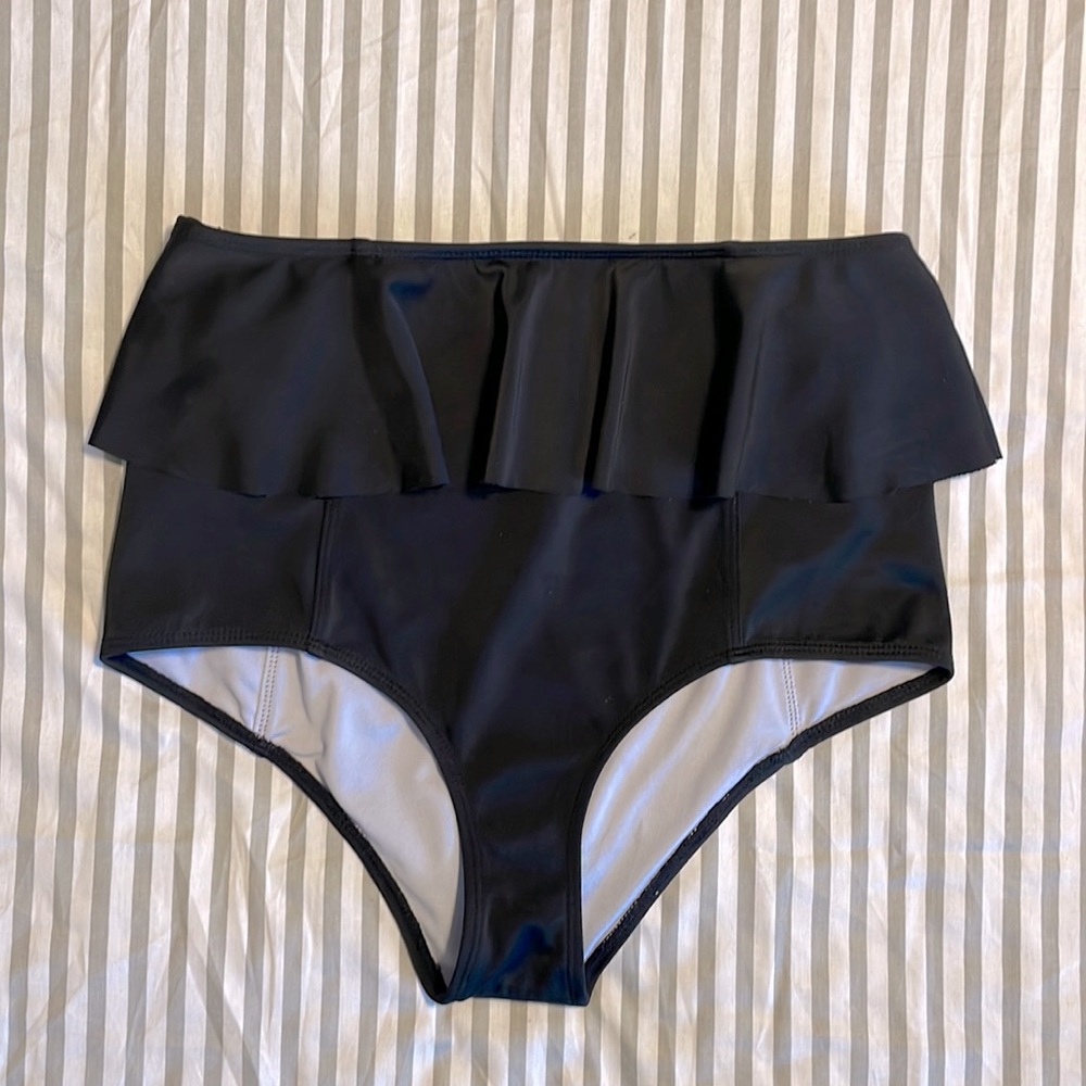 Kortni Jean Peplum high waist Swim bottoms Size Small